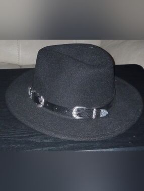 Black Felt Hat with Decorative Silver Buckle Band